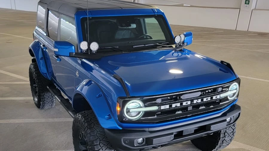 2022 Ford Bronco 6th Gen - Image 18 of 31