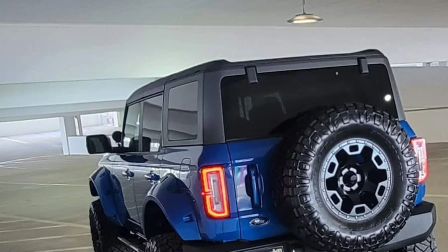 2022 Ford Bronco 6th Gen - Image 23 of 31