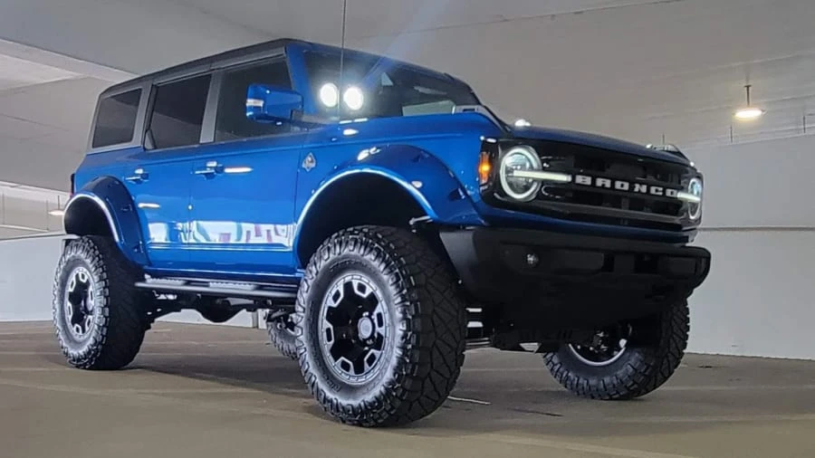 2022 Ford Bronco 6th Gen - Image 28 of 31