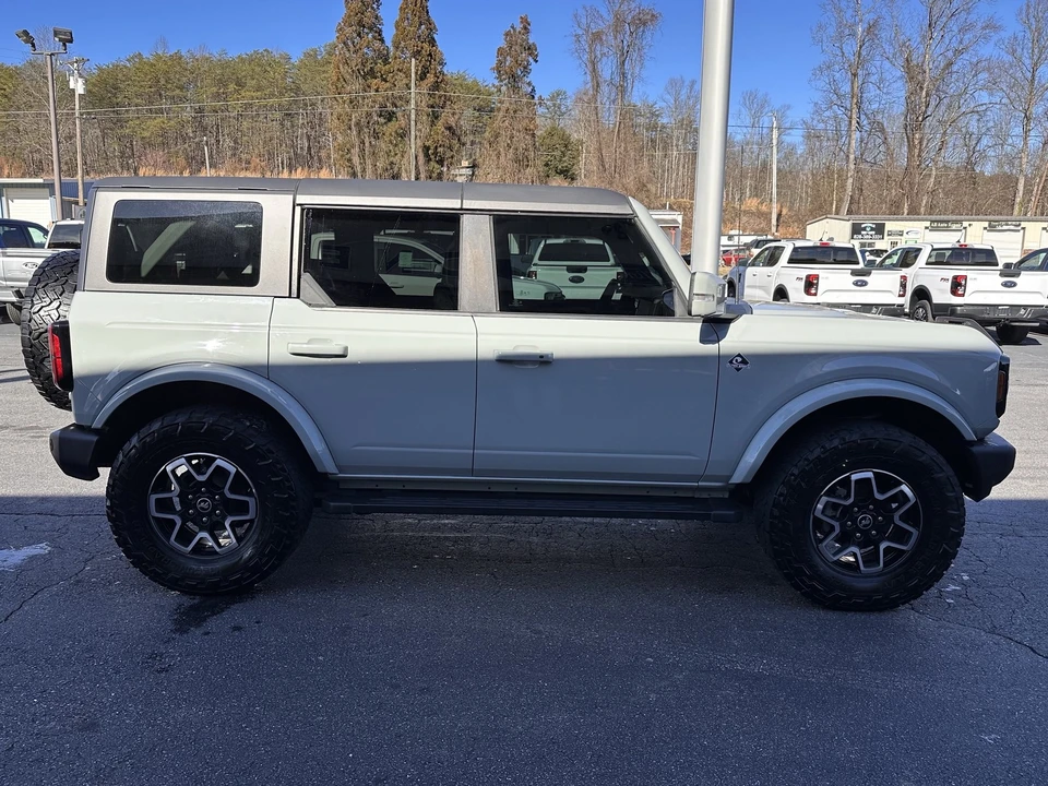 2022 Ford Bronco 6th Gen - Image 5 of 12
