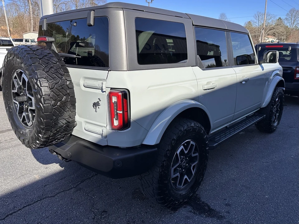 2022 Ford Bronco 6th Gen - Image 6 of 12