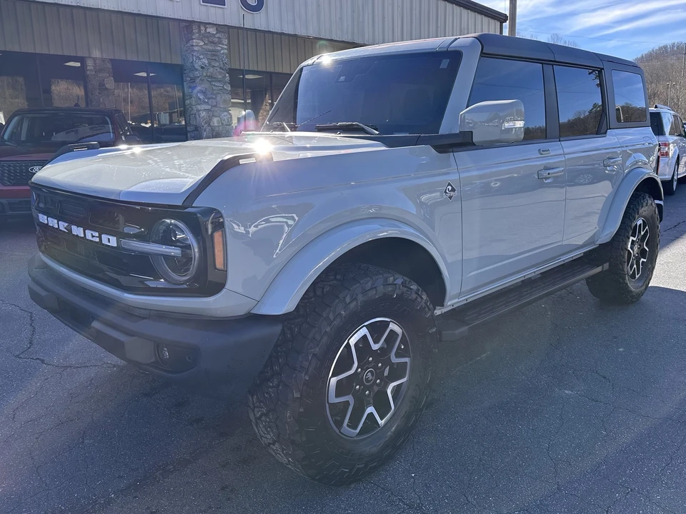 2022 Ford Bronco 6th Gen - Image 2 of 12