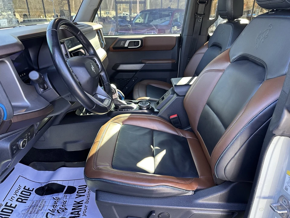 2022 Ford Bronco 6th Gen - Image 10 of 12
