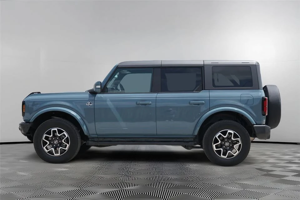 2022 Ford Bronco 6th Gen - Image 7 of 10