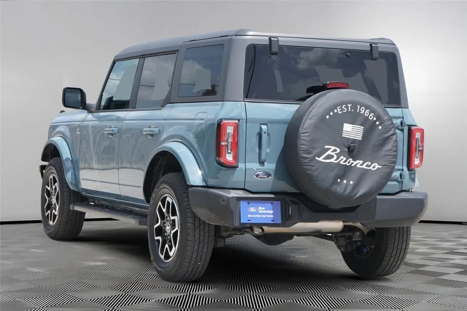 2022 Ford Bronco 6th Gen - Image 6 of 10