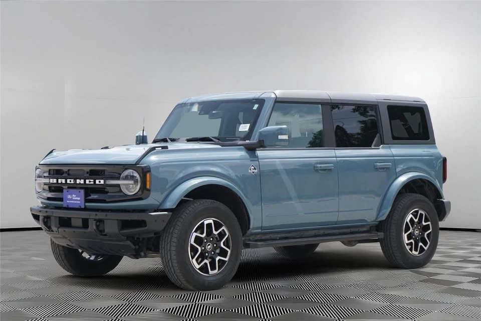 2022 Ford Bronco 6th Gen - Image 8 of 10