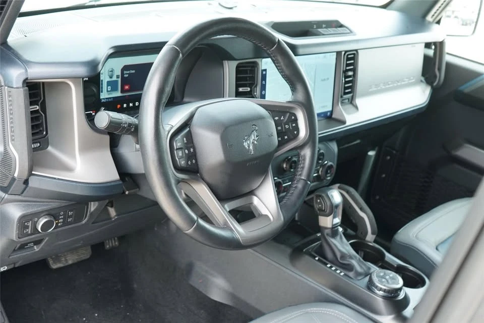 2022 Ford Bronco 6th Gen - Image 9 of 10