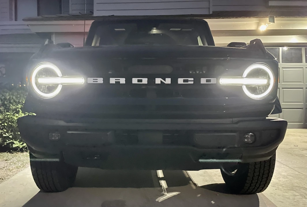 2022 Ford Bronco 6th Gen - Image 7 of 31