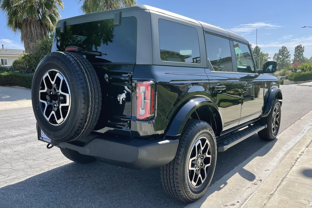 2022 Ford Bronco 6th Gen - Image 5 of 31