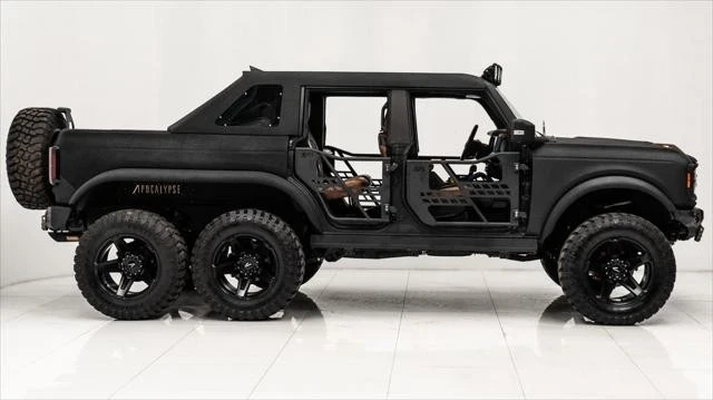 2022 Ford Bronco 6th Gen - Image 6 of 21