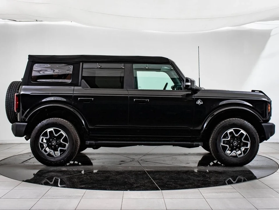 2022 Ford Bronco 6th Gen - Image 11 of 21