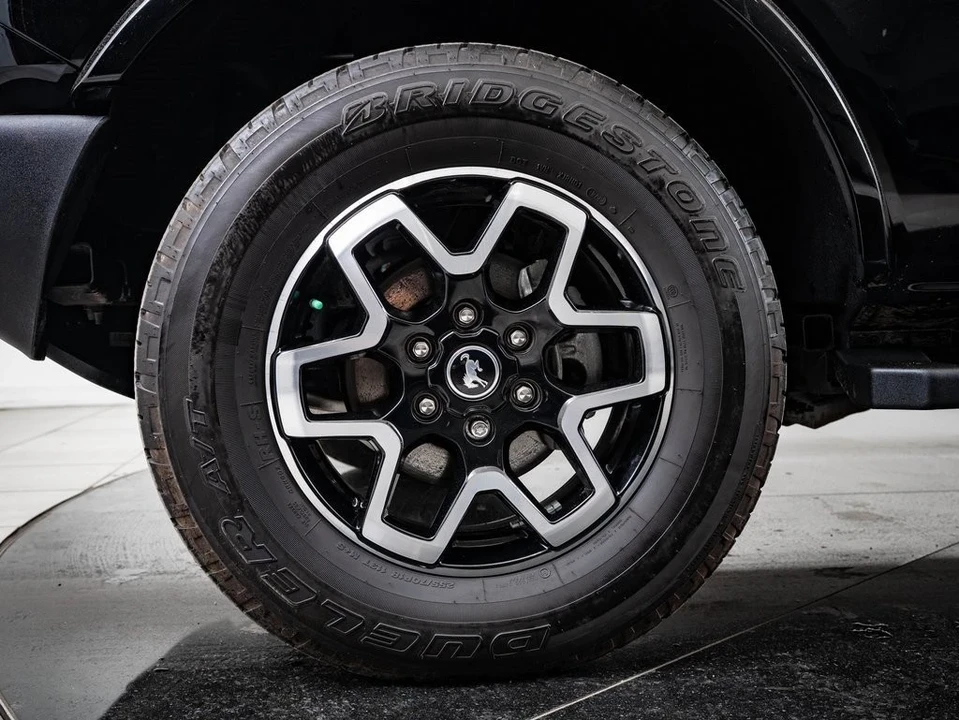 2022 Ford Bronco 6th Gen - Image 13 of 21