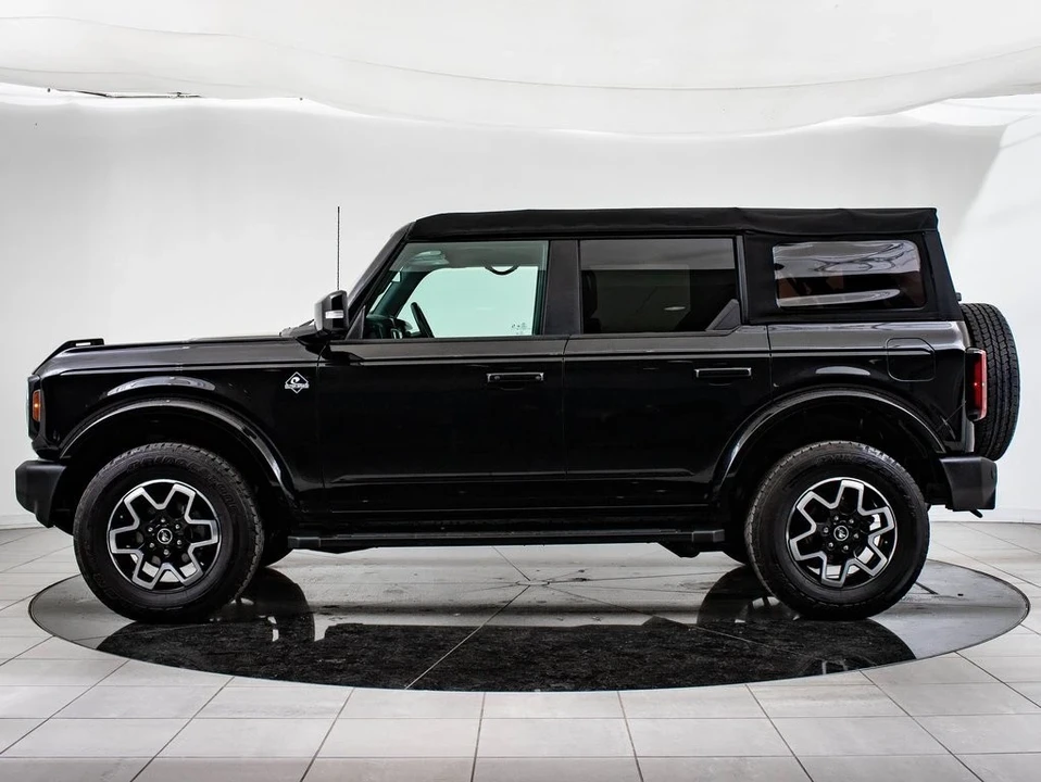 2022 Ford Bronco 6th Gen - Image 5 of 21