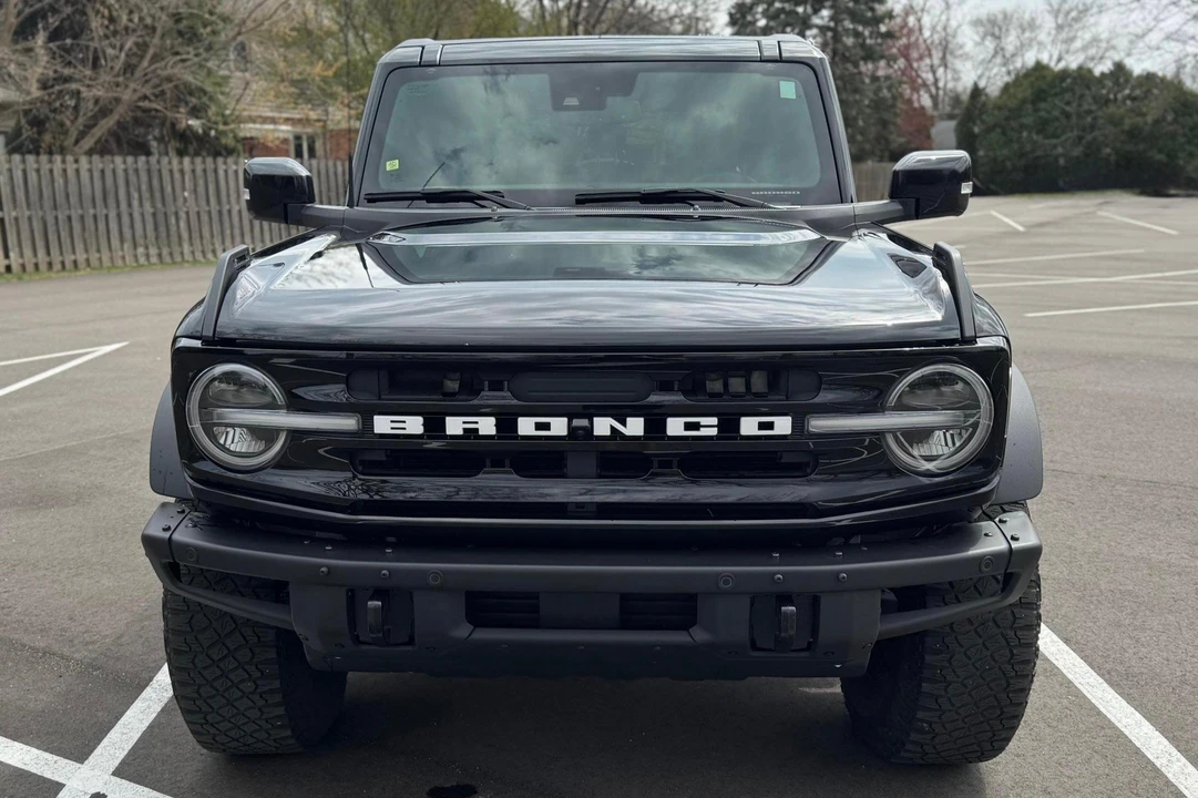 2022 Ford Bronco 6th Gen - Image 2 of 31