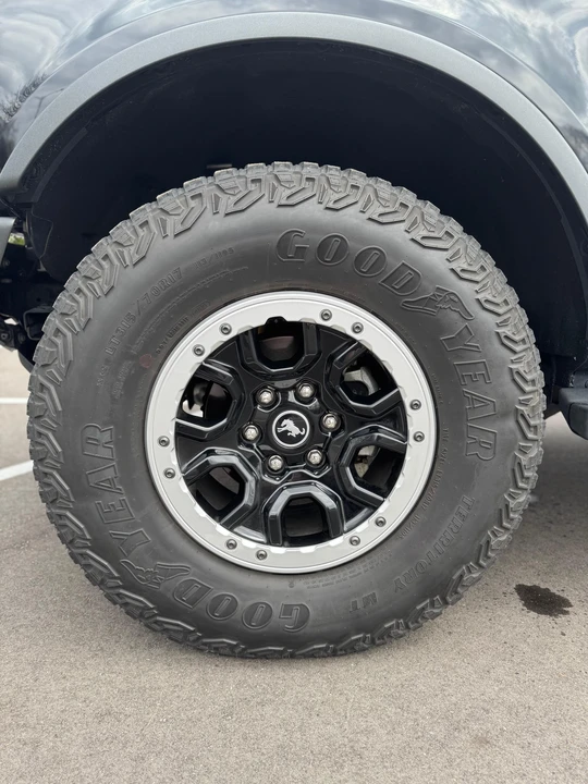 2022 Ford Bronco 6th Gen - Image 21 of 31