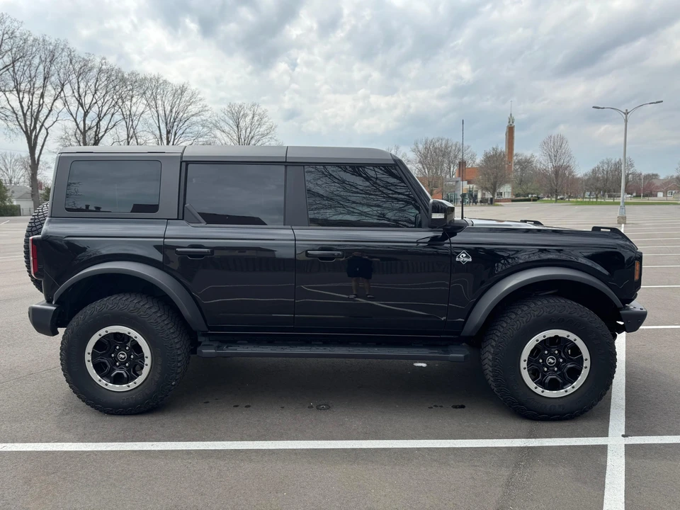 2022 Ford Bronco 6th Gen - Image 11 of 31
