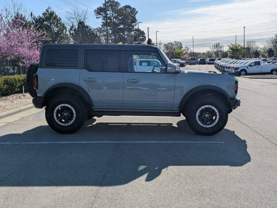 2022 Ford Bronco 6th Gen - Image 3 of 21