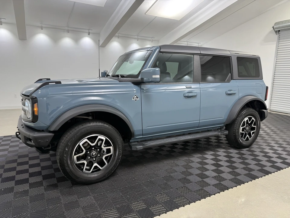 2022 Ford Bronco 6th Gen - Image 3 of 12