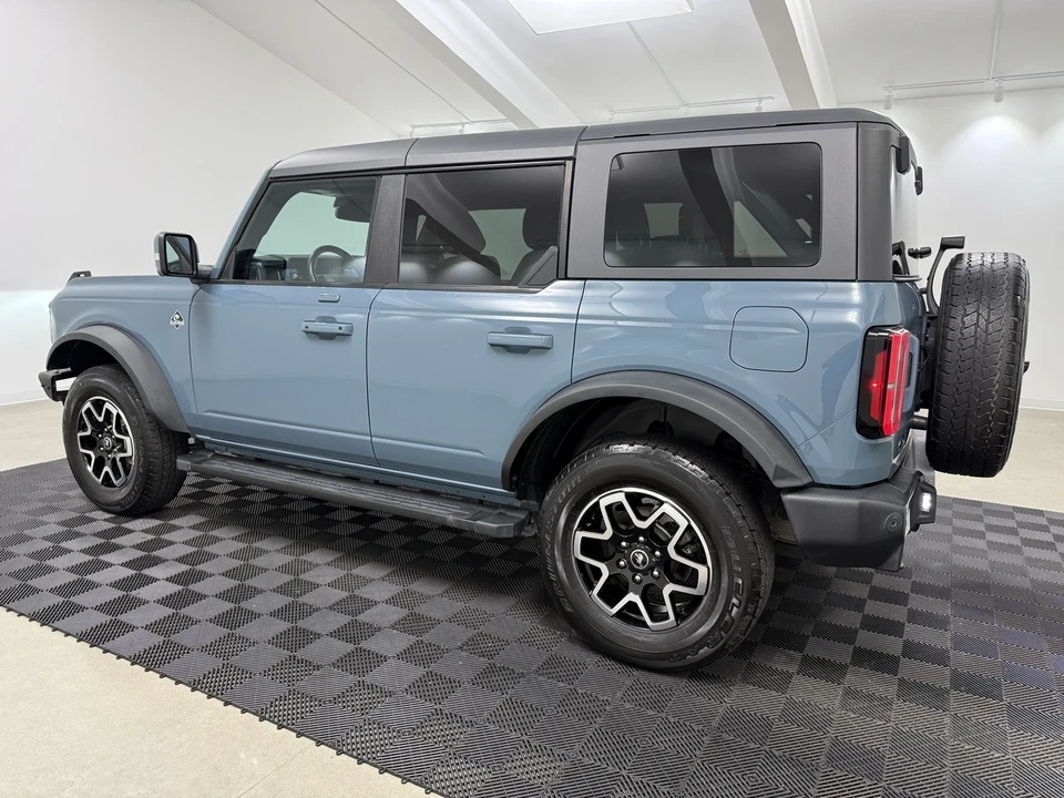 2022 Ford Bronco 6th Gen - Image 4 of 21