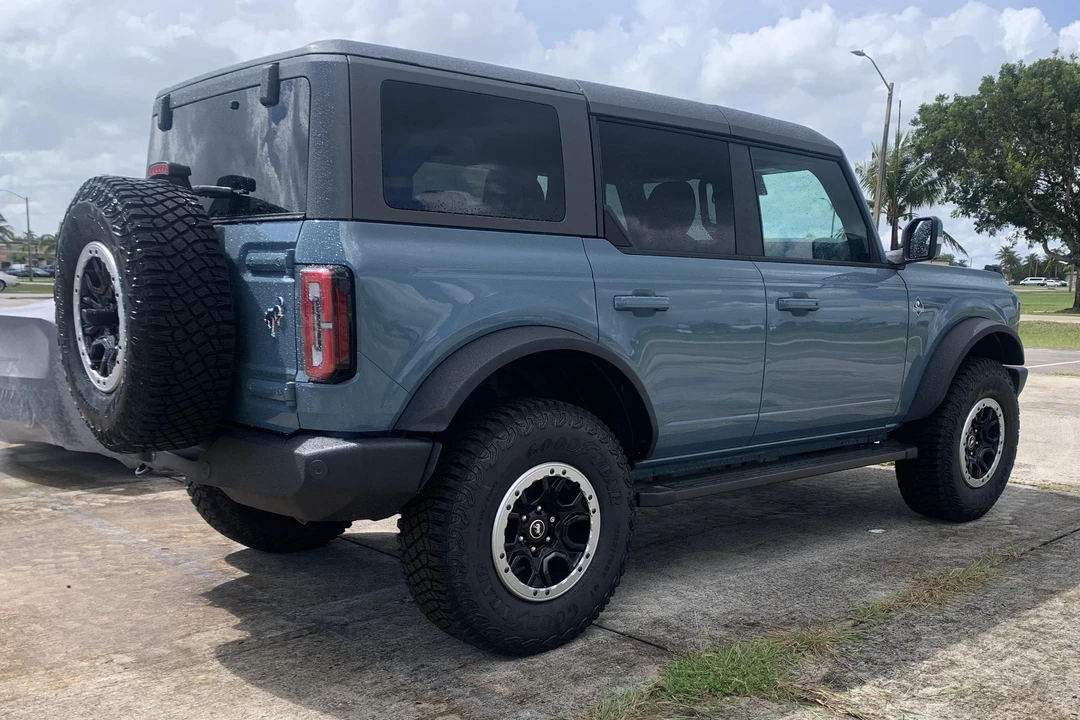 2022 Ford Bronco 6th Gen - Image 13 of 31