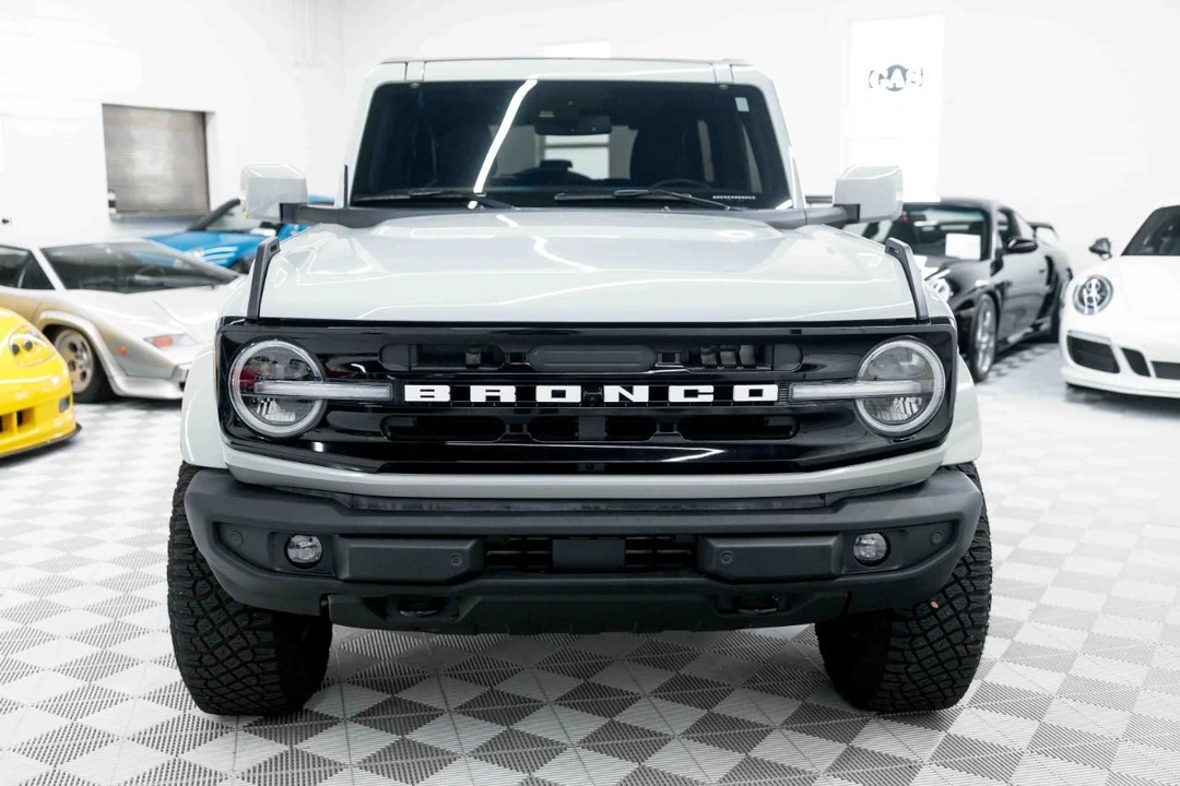 2022 Ford Bronco 6th Gen - Image 13 of 31