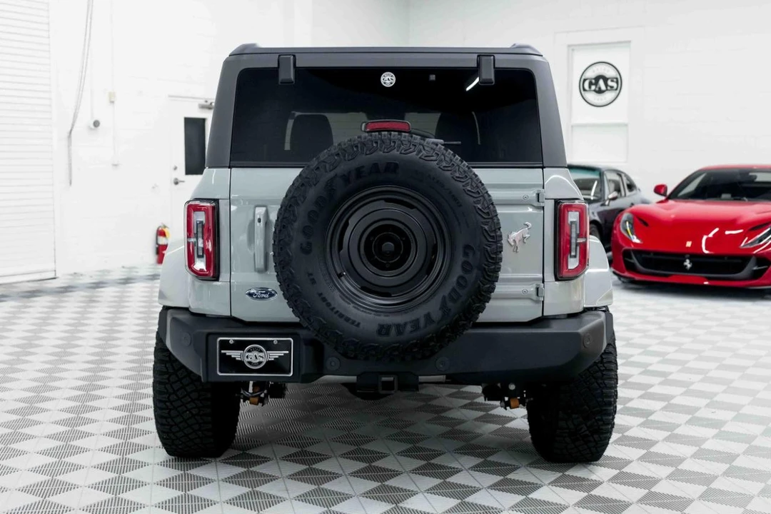 2022 Ford Bronco 6th Gen - Image 17 of 31