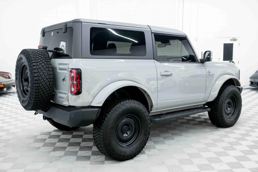 2022 Ford Bronco 6th Gen - Image 16 of 31