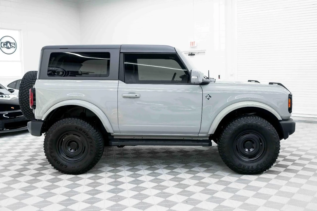2022 Ford Bronco 6th Gen - Image 15 of 31