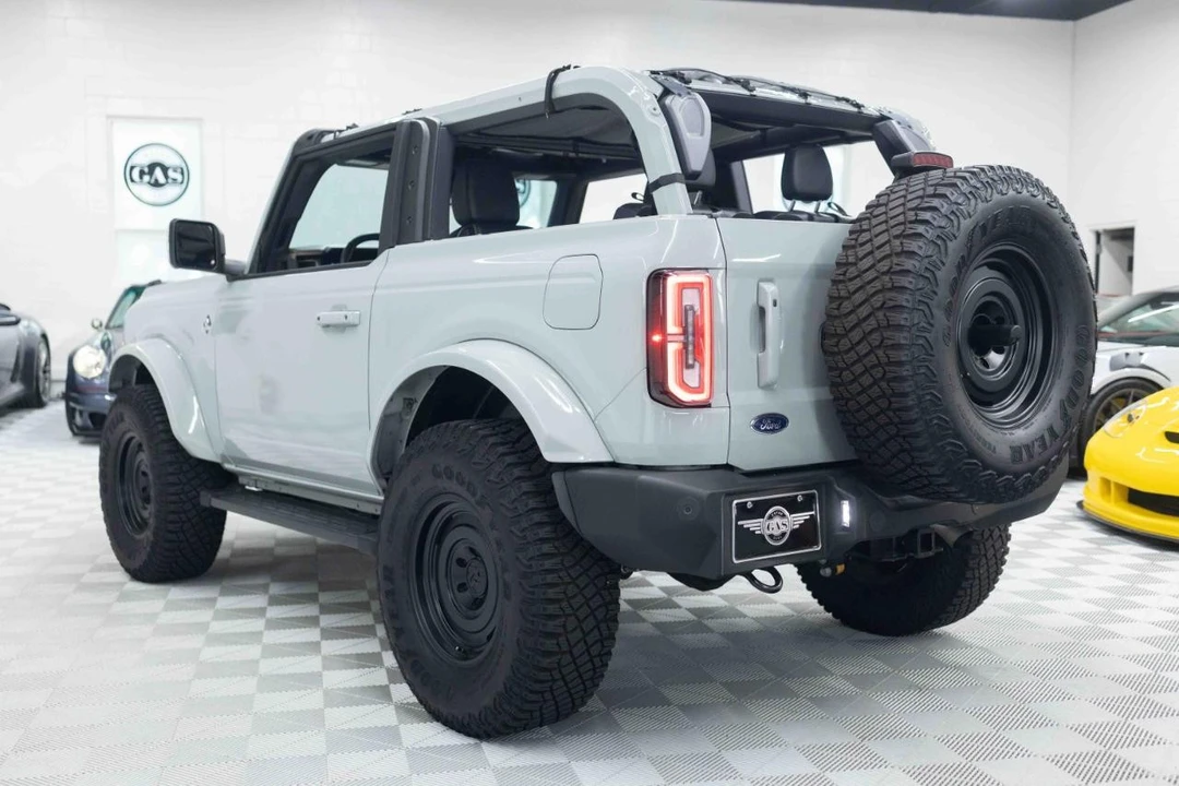 2022 Ford Bronco 6th Gen - Image 8 of 31