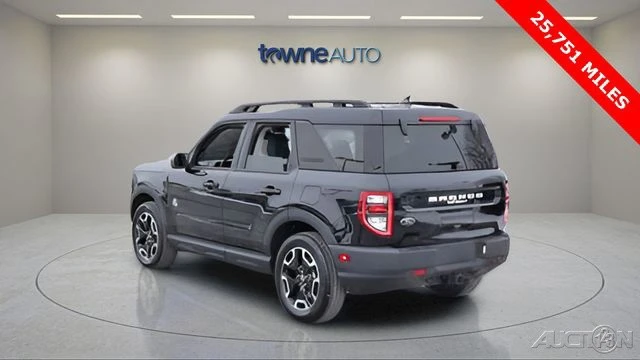 2022 Ford Bronco 6th Gen - Image 5 of 21