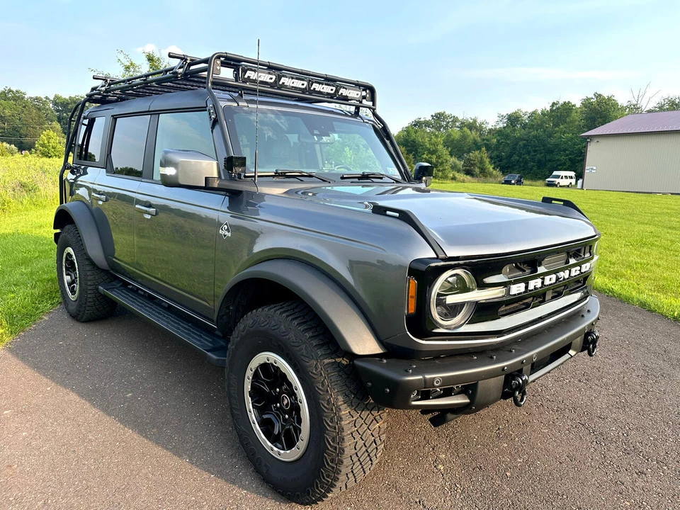 2022 Ford Bronco 6th Gen - Image 5 of 21
