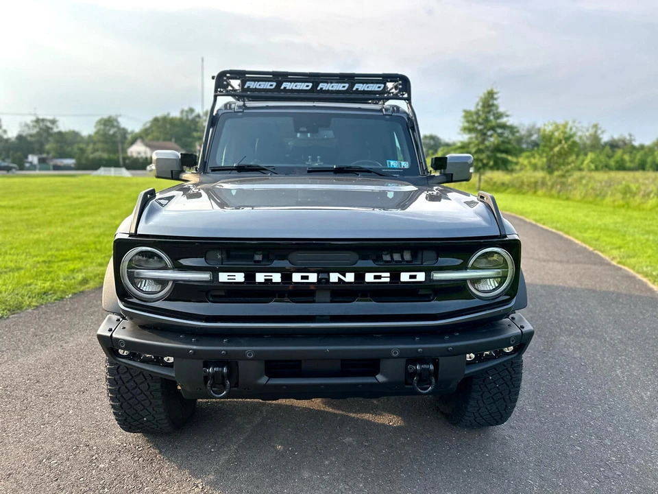 2022 Ford Bronco 6th Gen - Image 10 of 21