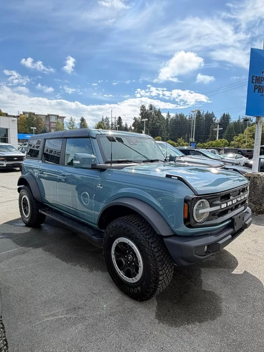 2022 Ford Bronco 6th Gen - Image 4 of 15