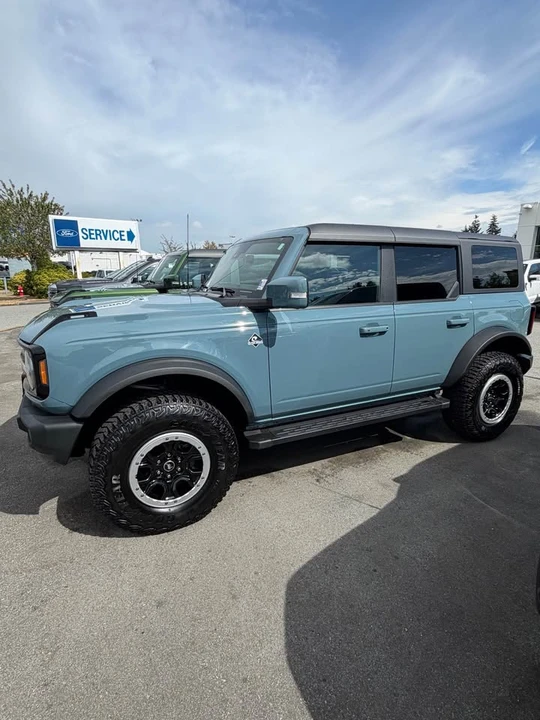 2022 Ford Bronco 6th Gen - Image 5 of 15