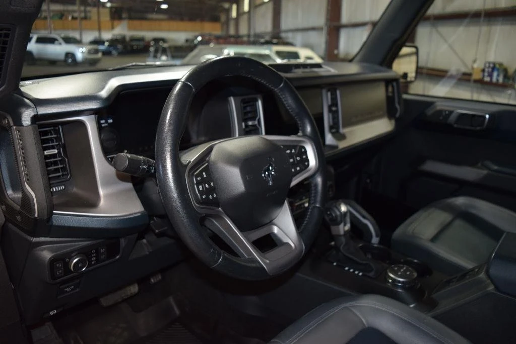 2022 Ford Bronco 6th Gen - Image 25 of 31
