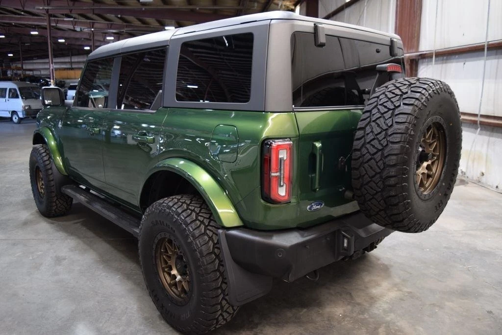 2022 Ford Bronco 6th Gen - Image 5 of 31