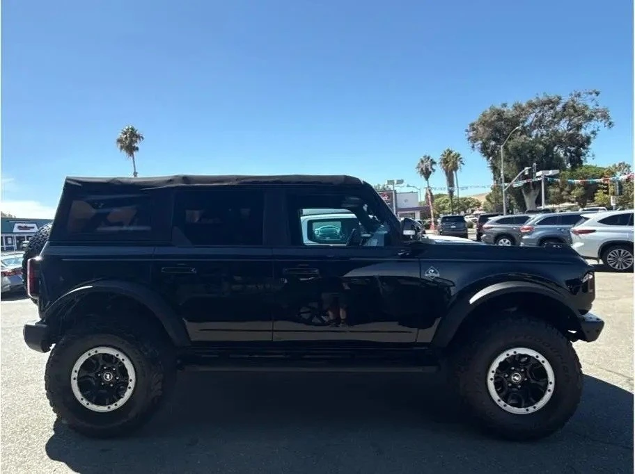 2022 Ford Bronco 6th Gen - Image 5 of 20