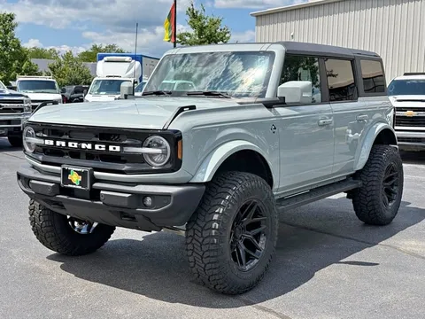 2022 Ford Bronco Outer Banks 4WD