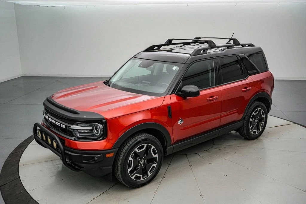 2022 Ford Bronco 6th Gen - Image 9 of 21