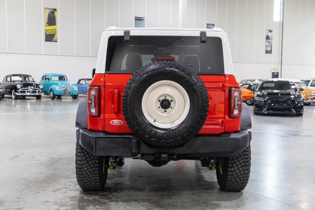 2022 Ford Bronco 6th Gen - Image 5 of 31