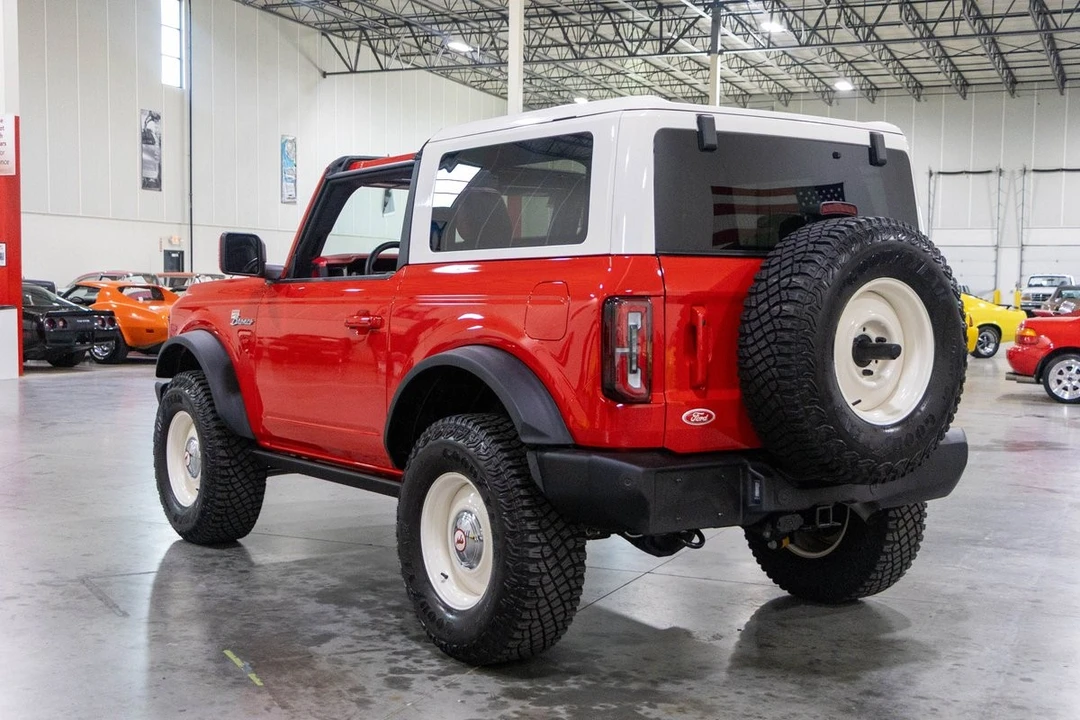 2022 Ford Bronco 6th Gen - Image 4 of 31