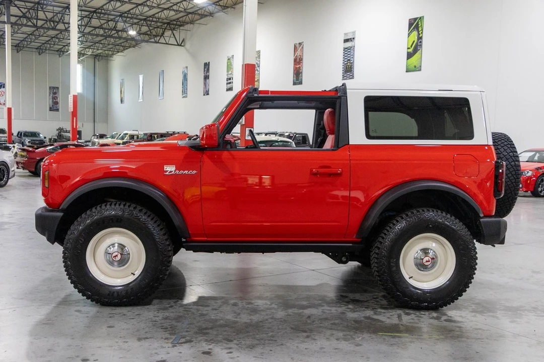 2022 Ford Bronco 6th Gen - Image 3 of 31