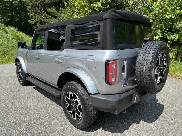 2022 Ford Bronco 6th Gen - Image 8 of 21