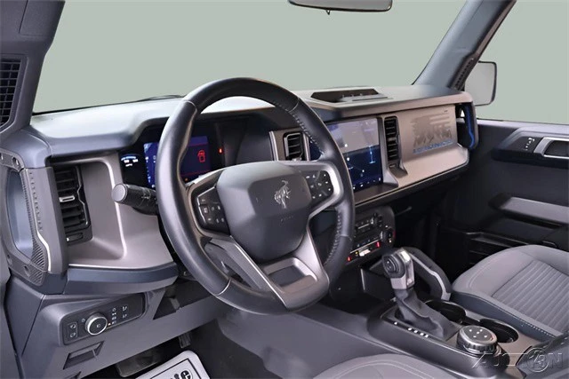 2022 Ford Bronco 6th Gen - Image 19 of 21