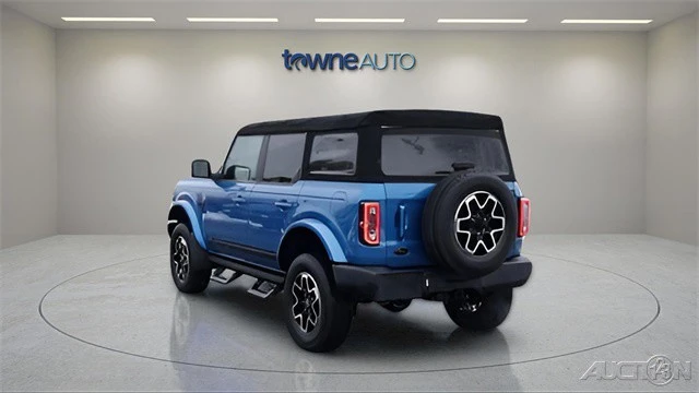 2022 Ford Bronco 6th Gen - Image 3 of 21