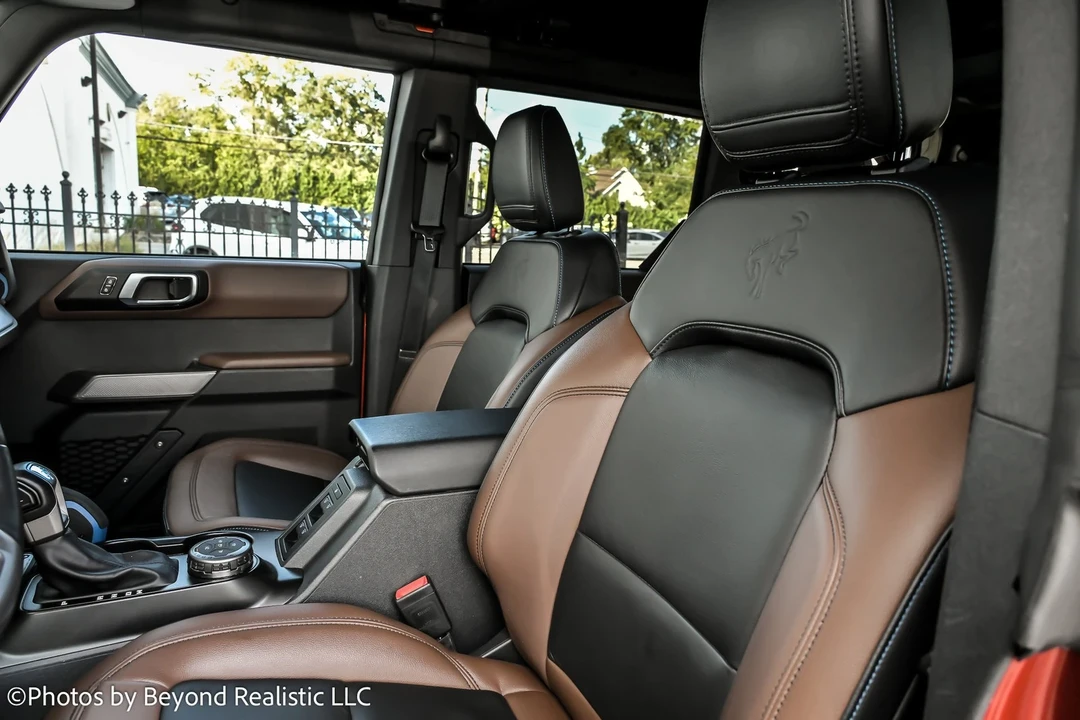 2022 Ford Bronco 6th Gen - Image 2 of 21