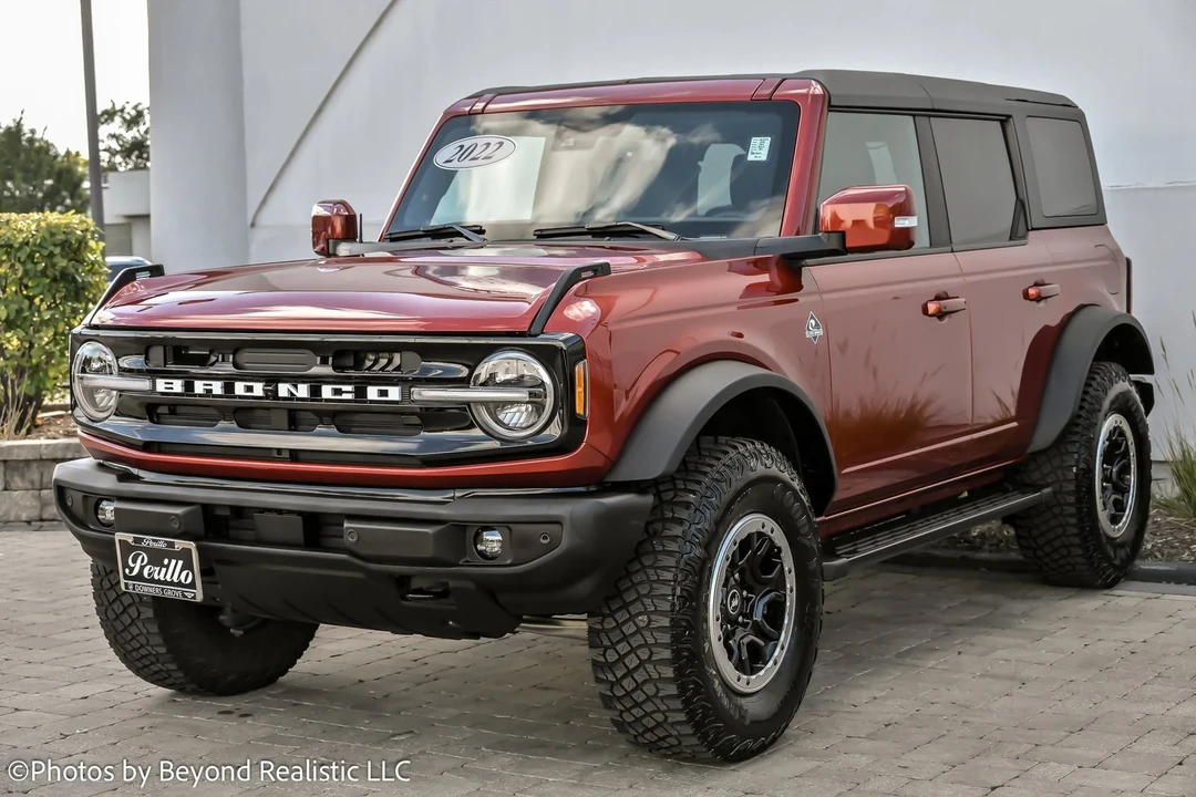 2022 Ford Bronco 6th Gen - Image 4 of 21