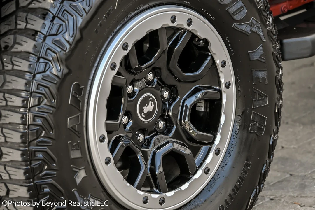 2022 Ford Bronco 6th Gen - Image 13 of 21