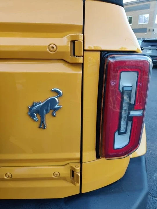 2022 Ford Bronco 6th Gen - Image 10 of 19