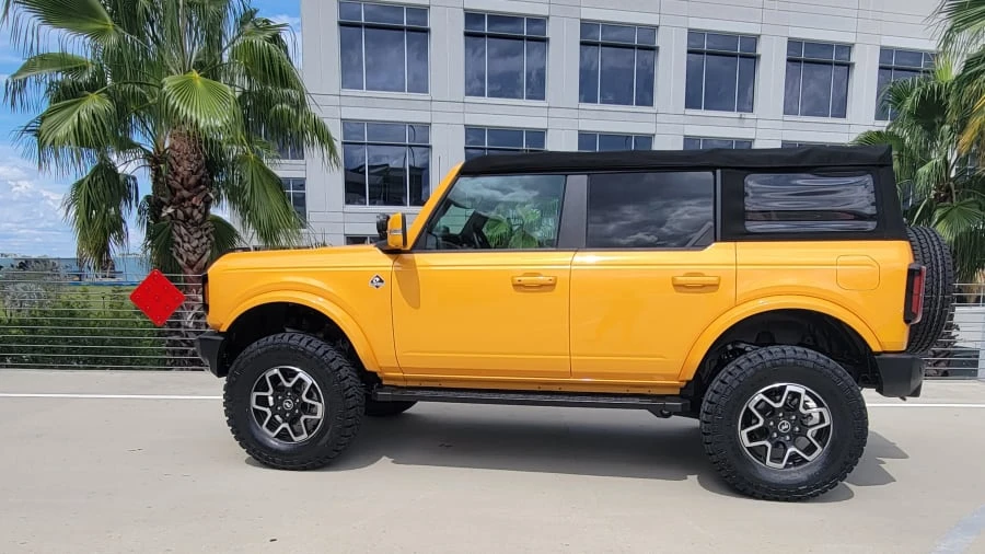 2022 Ford Bronco 6th Gen - Image 25 of 27